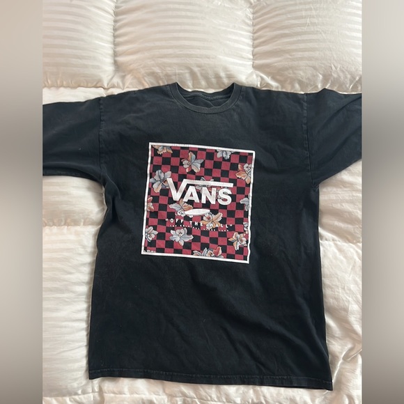 Two Vans shirts size large and medium - Picture 3 of 3
